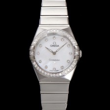 미러급 오메가 여성용 컨스틀레이션 131.15.28.60.55.001 다이아몬드 세팅 베젤 28mm 쿼츠 무브먼트 화이트 자개 다이얼 omg0145 Ⅳ